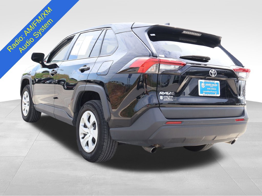 Used 2025 Toyota RAV4 LE AWD/4WD image 3