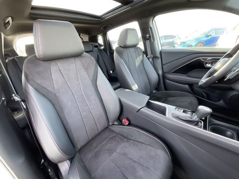 Certified 2025 Acura ADX A-Spec image 20