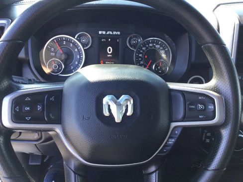 Used 2024 RAM 2500 Tradesman w/ Chrome Appearance Group image 18