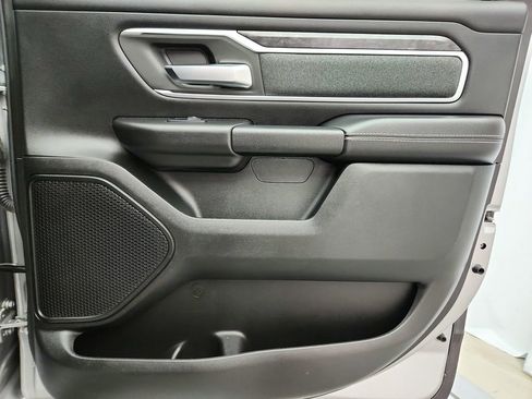 Used 2020 RAM 1500 Big Horn AWD/4WD image 33