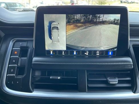 Used 2021 GMC Yukon SLT w/ SLT Premium Package image 13