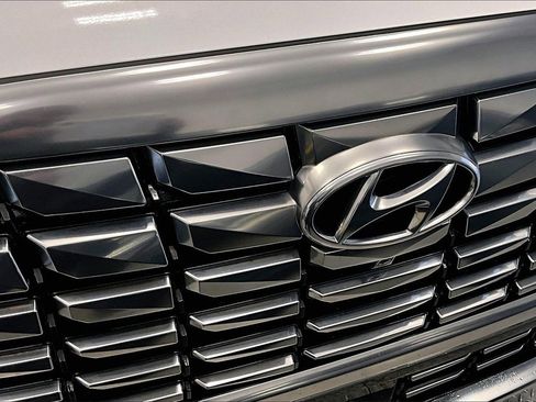 Used 2023 Hyundai Palisade Calligraphy image 30