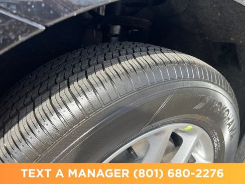 New 2026 Chrysler Pacifica Select FWD image 27