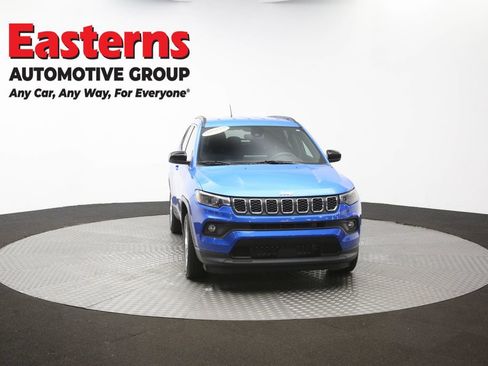 Used 2024 Jeep Compass Latitude AWD/4WD image 46
