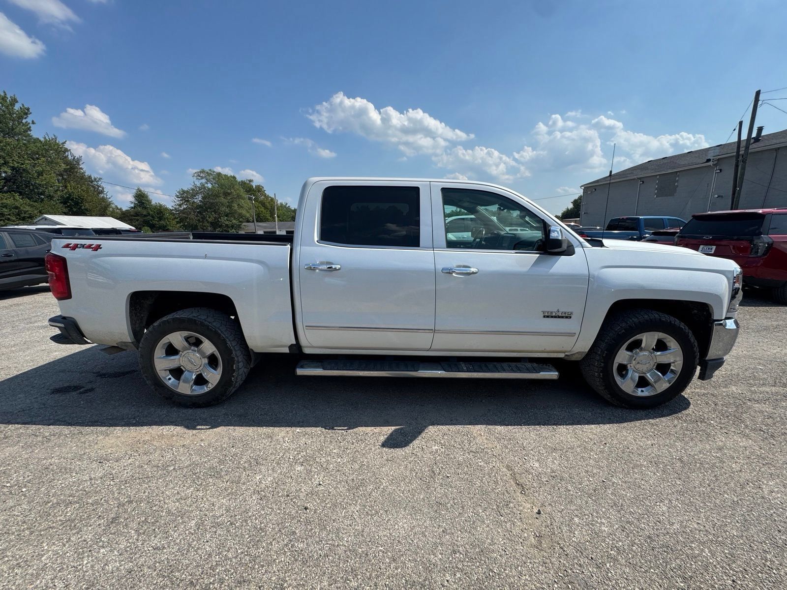 Used 2018 Chevrolet Silverado 1500 LTZ w/ Texas Edition AWD/4WD image 7