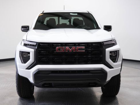 New 2026 GMC Canyon Elevation RWD image 2