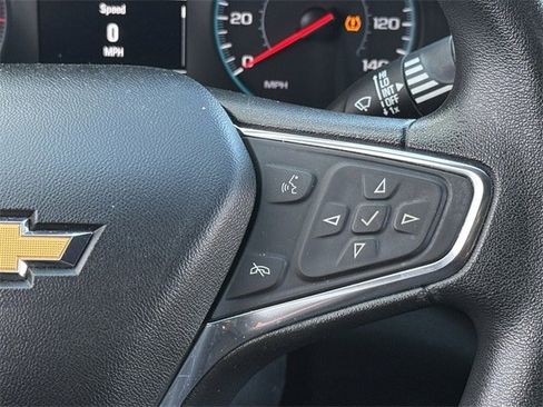 Used 2018 Chevrolet Malibu LT image 15