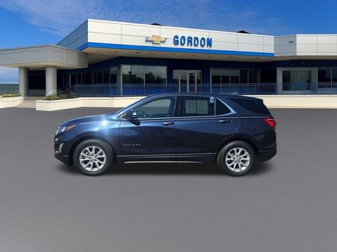 Used 2019 Chevrolet Equinox LT FWD image 2