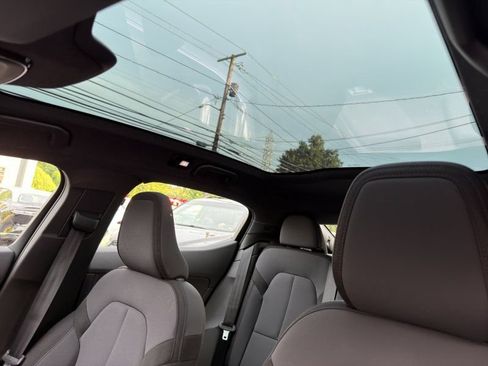 Used 2022 Polestar Polestar 2 w/ Plus Package AWD/4WD image 19