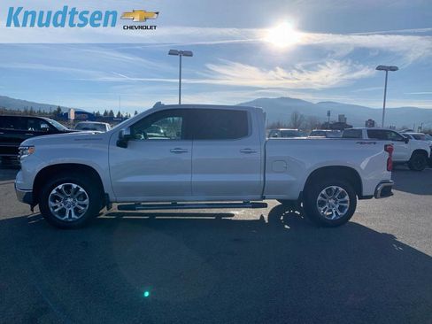 Used 2024 Chevrolet Silverado 1500 LTZ w/ LTZ Convenience Package II image 4
