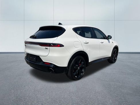 Used 2025 Dodge Hornet R/T image 5