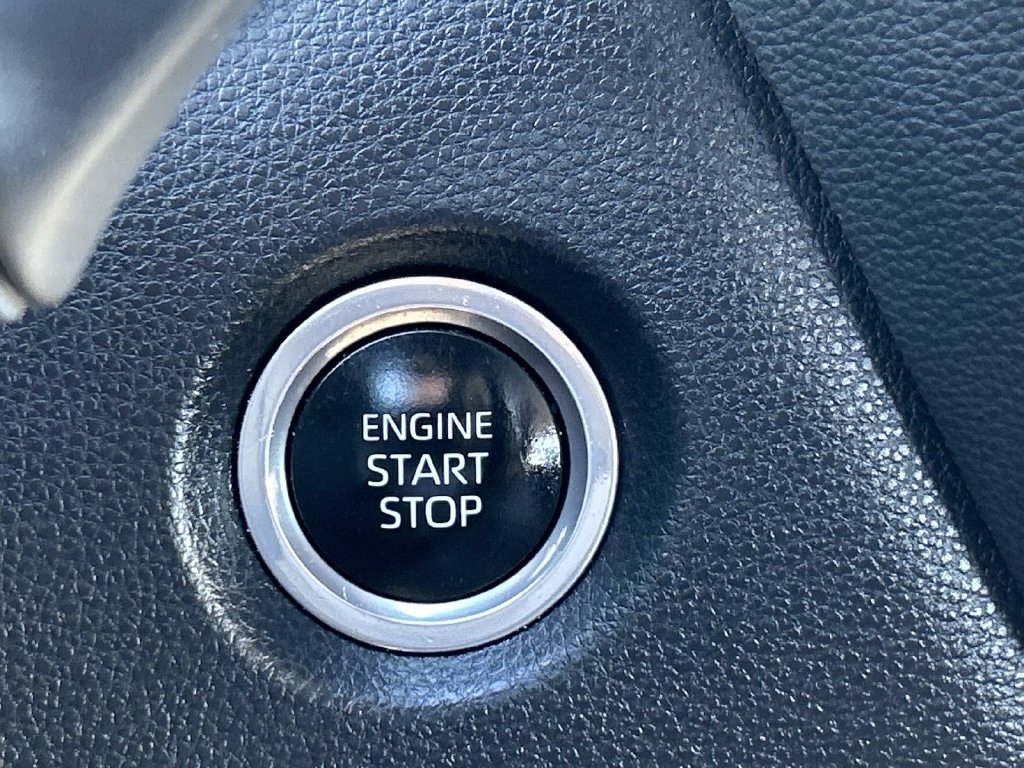 Used 2024 Toyota Corolla LE w/ LE Convenience Package FWD image 32