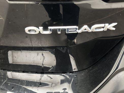 Used 2023 Subaru Outback Limited AWD/4WD image 12