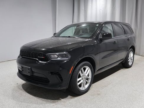 Used 2023 Dodge Durango GT image 5