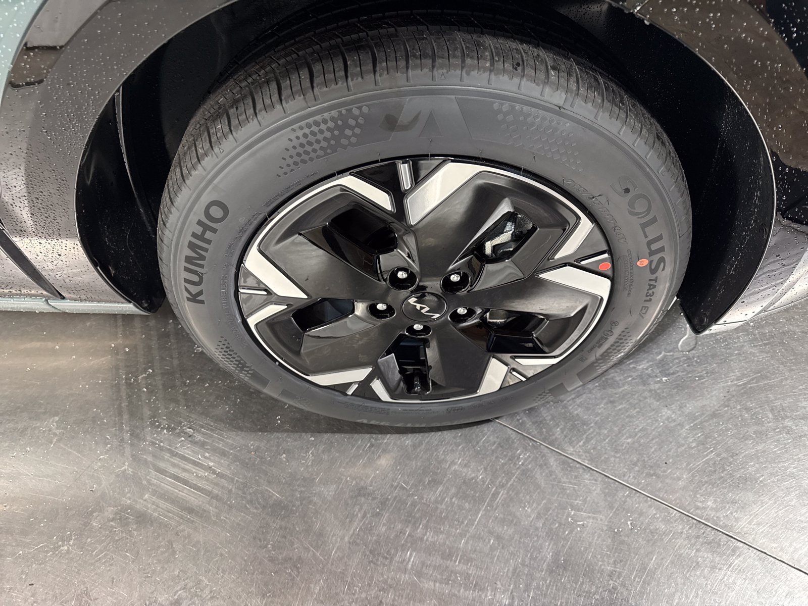 New 2026 Kia Niro Wind w/ Wind Preserve Package FWD image 14