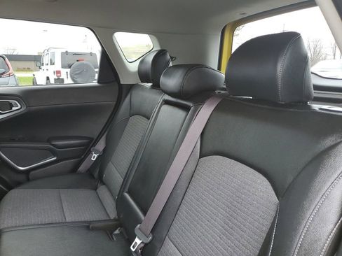 Used 2020 Kia Soul EX FWD image 27