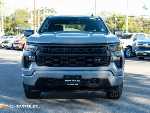 Used 2024 Chevrolet Silverado 1500 Custom w/ Turbomax Blackout Package image 2