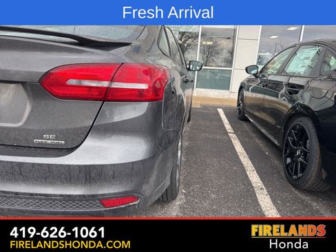 Used 2015 Ford Focus SE w/ Equipment Group 201A image 6