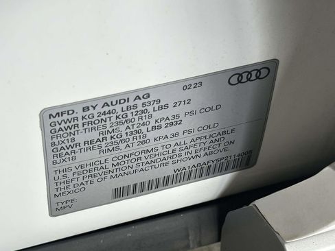 Used 2023 Audi Q5 2.0T Premium w/ Convenience Package AWD/4WD image 23