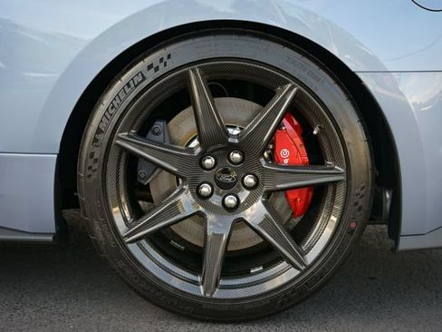 Used 2022 Ford Mustang Shelby GT500 w/ Carbon Fiber Track Pack RWD image 10