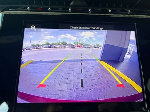 New 2025 Jeep Grand Cherokee Altitude image 16