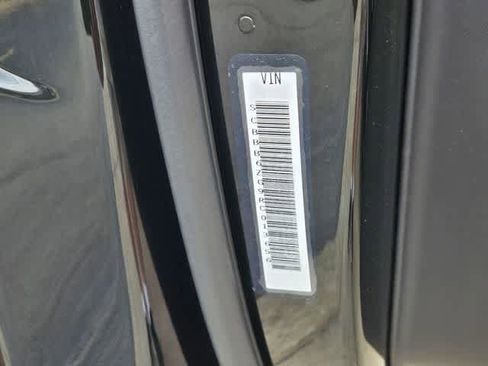 Used 2024 Bentley Flying Spur W12 image 39