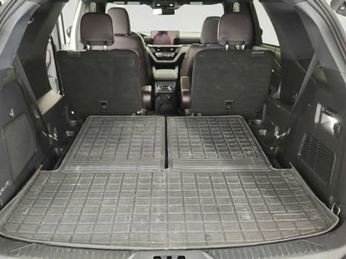 Certified 2025 Ford Explorer Platinum w/ Ultimate Package AWD/4WD image 26