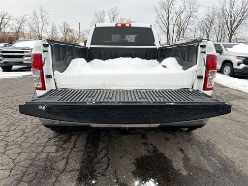Used 2024 RAM 3500 Big Horn image 23