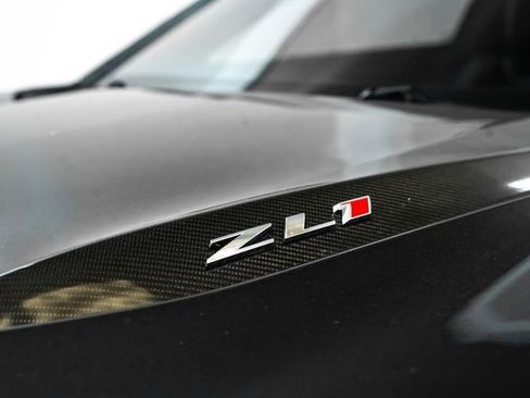 Used 2017 Chevrolet Camaro ZL1 RWD image 16