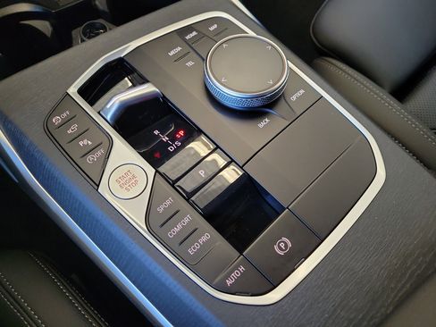 New 2026 BMW 330i xDrive Sedan w/ Premium Package image 22