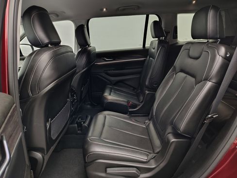 Used 2023 Jeep Grand Cherokee L Limited w/ Trailer Tow Group (B) image 26