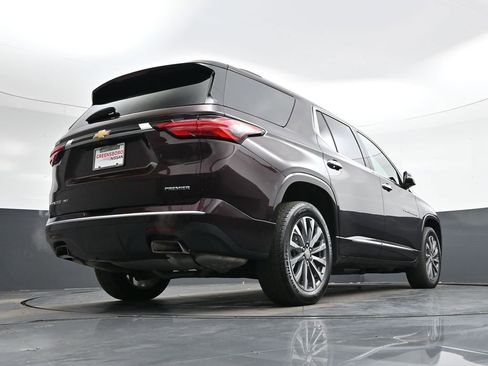 Used 2023 Chevrolet Traverse Premier image 39