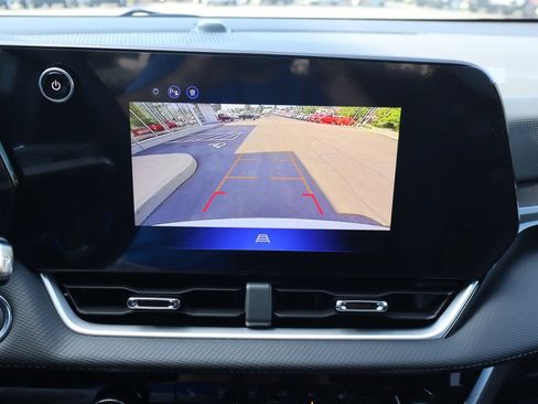 New 2027 Chevrolet Equinox LT FWD image 13
