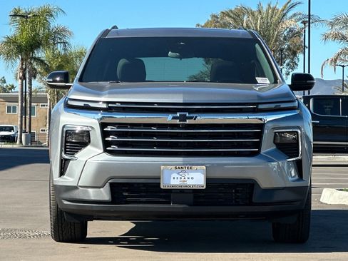 New 2026 Chevrolet Traverse LT w/ Sun and Wheel Package image 9