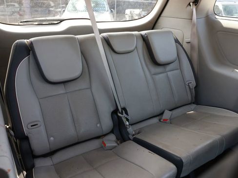 Used 2015 Kia Sedona EX image 17