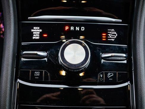 Used 2022 Jeep Grand Cherokee Overland image 21