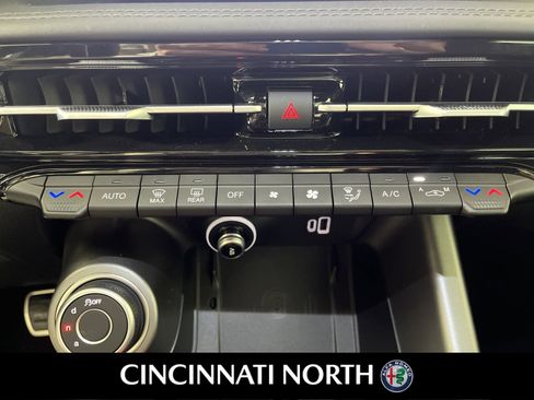 New 2024 Alfa Romeo Tonale Ti image 29