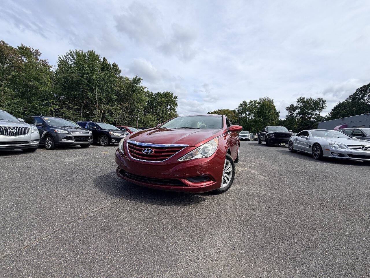 Used 2012 Hyundai Sonata GLS FWD image 2