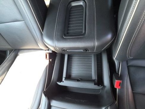 Used 2023 Chevrolet Suburban Premier RWD image 28
