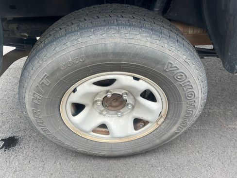 Used 2016 Toyota Tacoma SR image 7