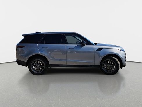 Certified 2025 Land Rover Range Rover Sport image 4