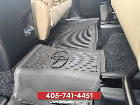 Used 2023 Toyota 4Runner SR5 Premium w/ Moonroof Package AWD/4WD image 22