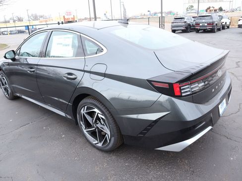New 2026 Hyundai Sonata SEL FWD image 21