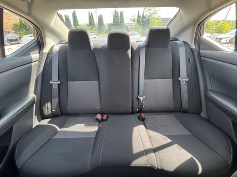 Used 2025 Nissan Sentra SV FWD image 31