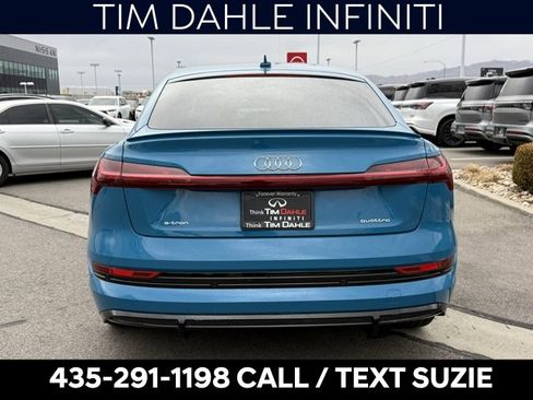 Used 2021 Audi e-tron Prestige w/ Prestige Package image 8