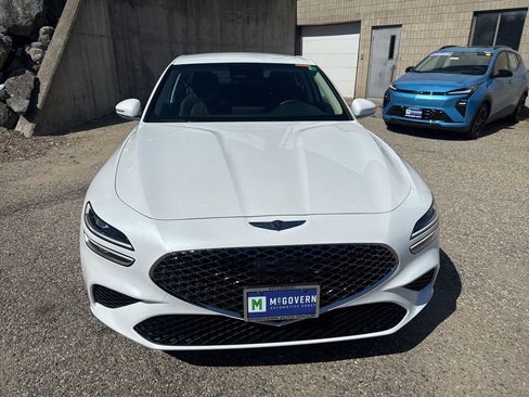 Used 2026 Genesis G70 2.5T image 9