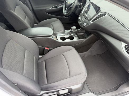 Used 2023 Chevrolet Malibu LS FWD image 10