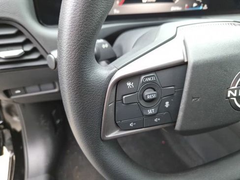 New 2026 Nissan Sentra SV FWD image 18
