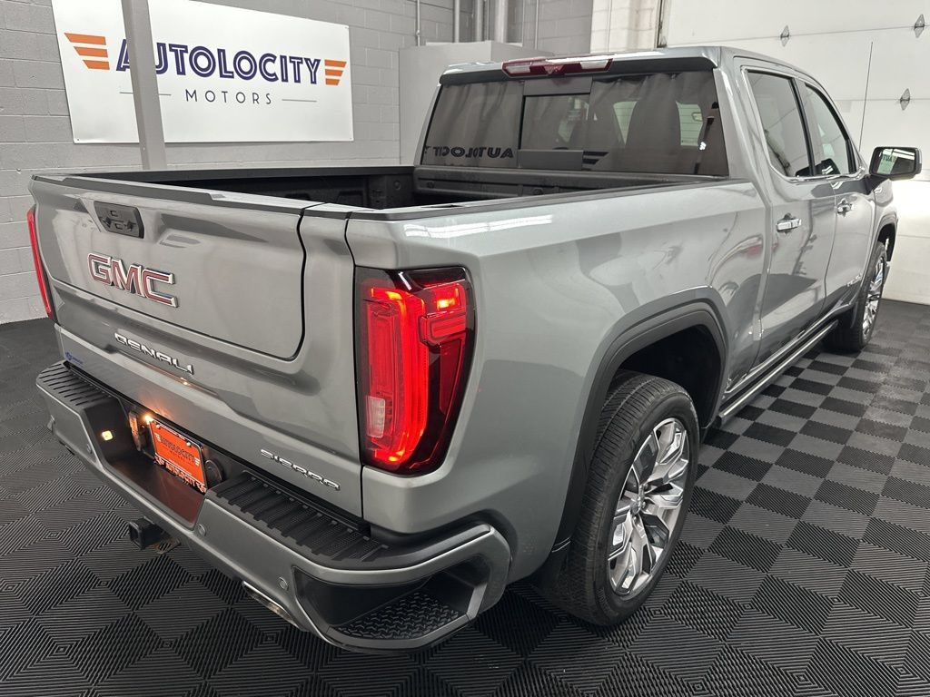 Used 2024 GMC Sierra 1500 Denali w/ Denali Reserve Package AWD/4WD image 9
