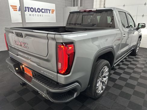 Used 2024 GMC Sierra 1500 Denali w/ Denali Reserve Package AWD/4WD image 9
